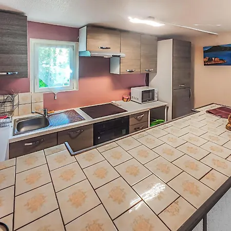 1 Bedroom Stunning In * Loupian